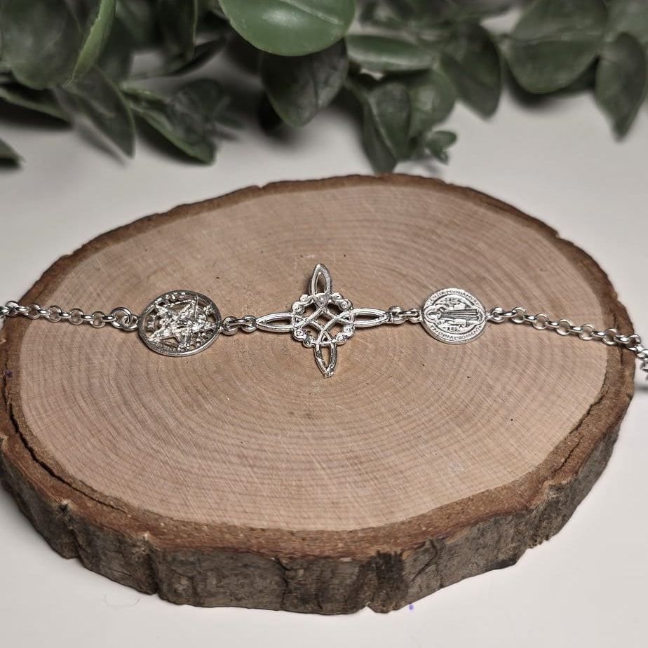 Pulsera de Triple Protección "Nudo de Bruja Tetragrámaton y San Benito"