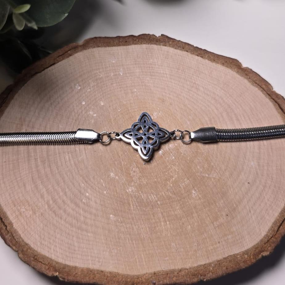 Pulsera de Nudo de Bruja