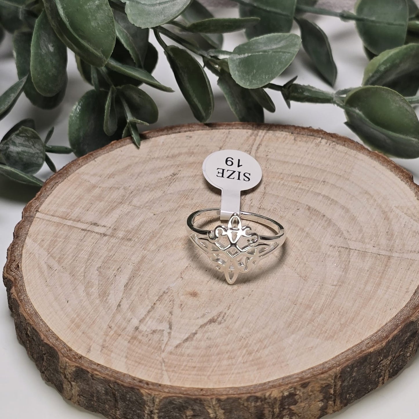 Anillo acero nudo bruja