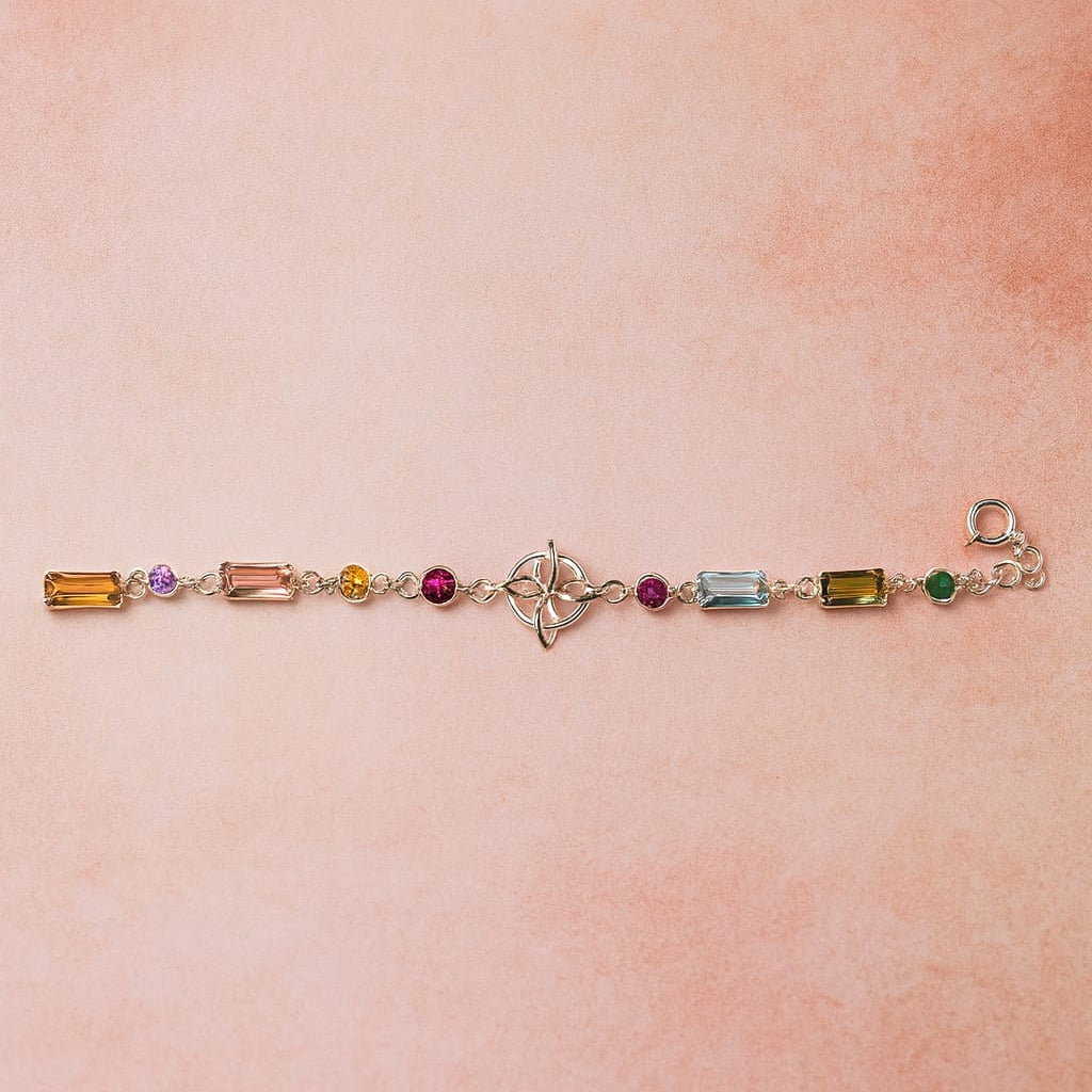 Pulsera de Plata de nudo de bruja  y cristales